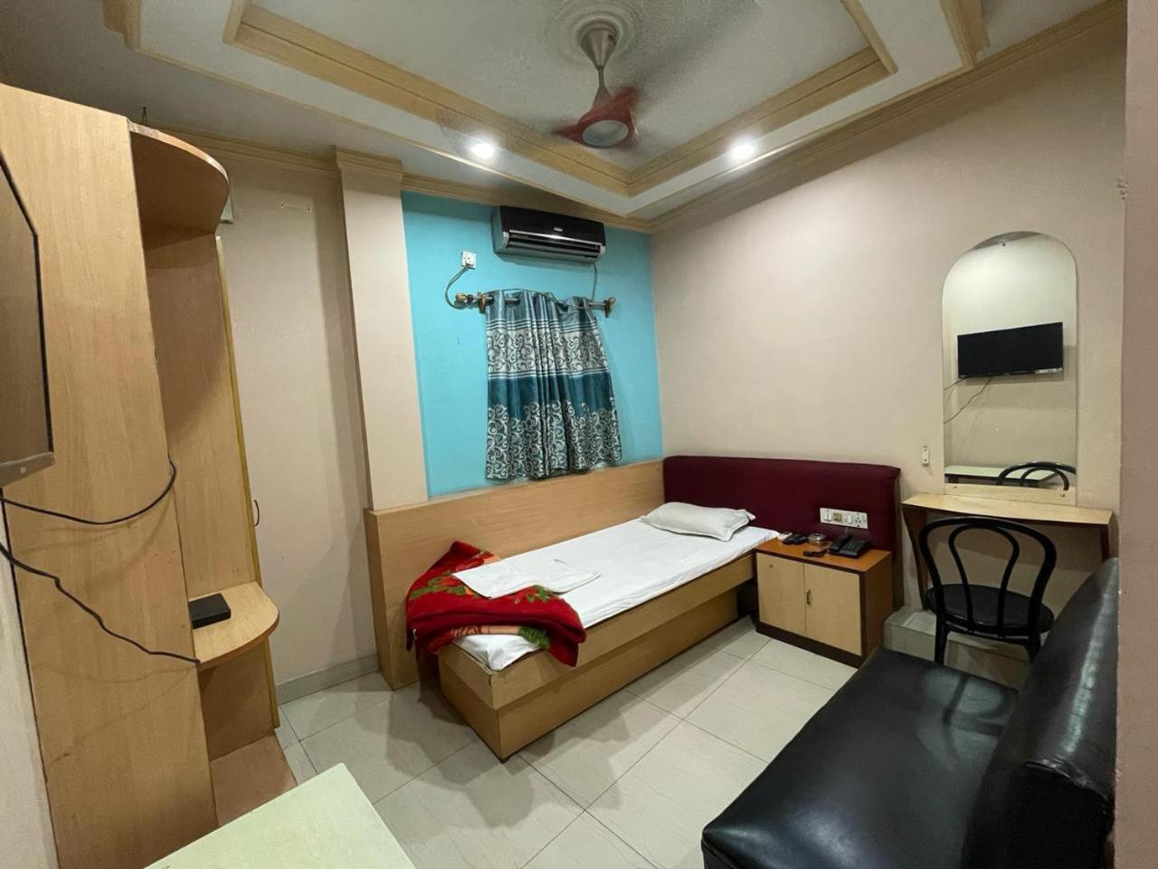 Starline Hotel Agartala Exterior photo